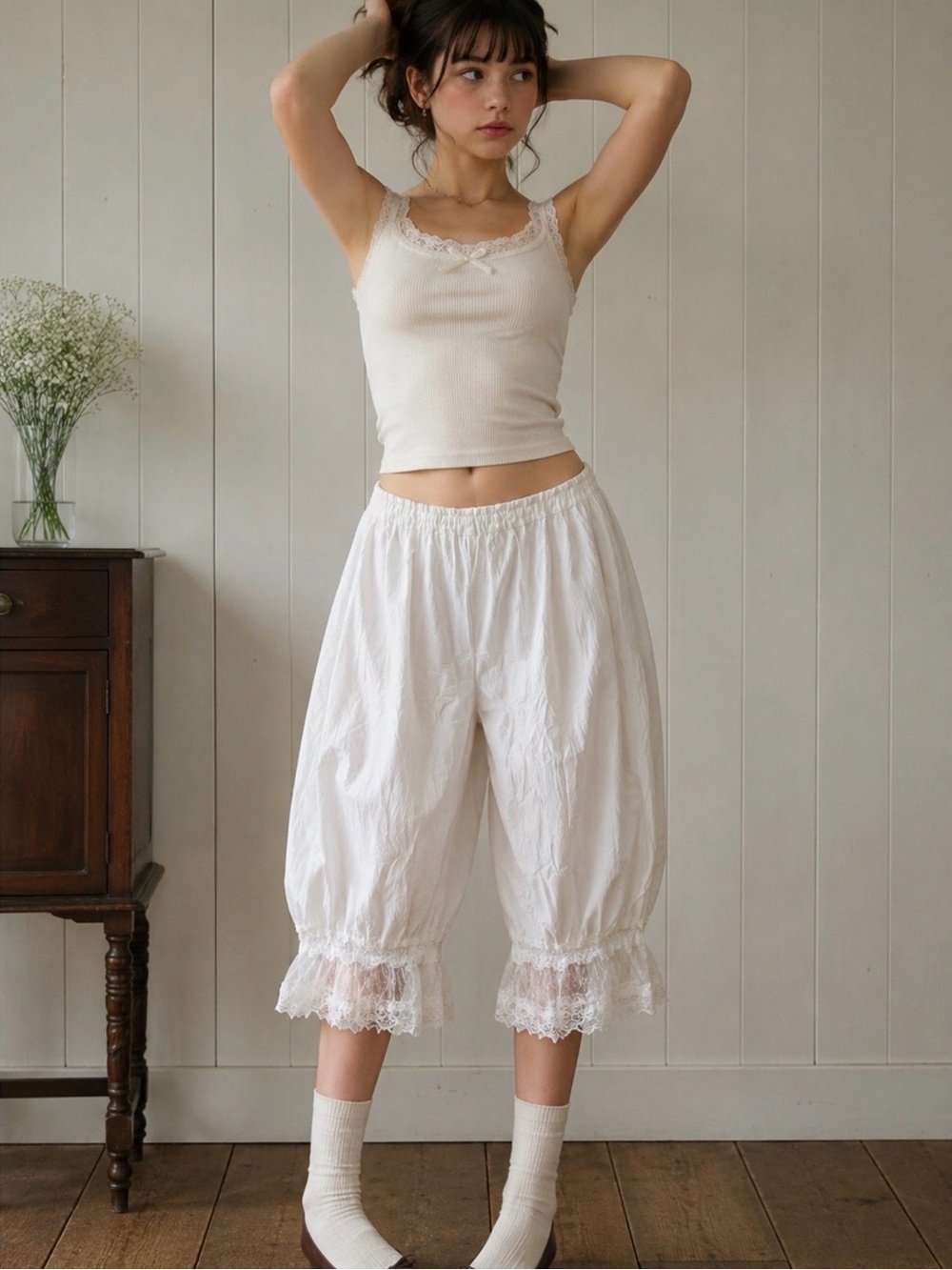 Medium Lace Trim Bloomers White Capri Pants Regency